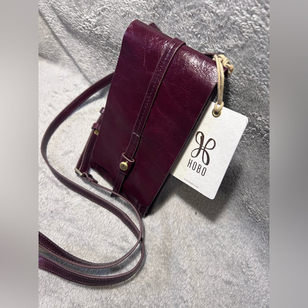 NWT Hobo International Token Genuine Leather Crossbody - Picture 3 of 9